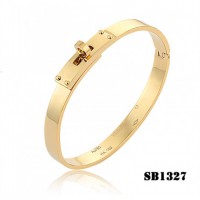 Hermes Kelly Bracelet Gold